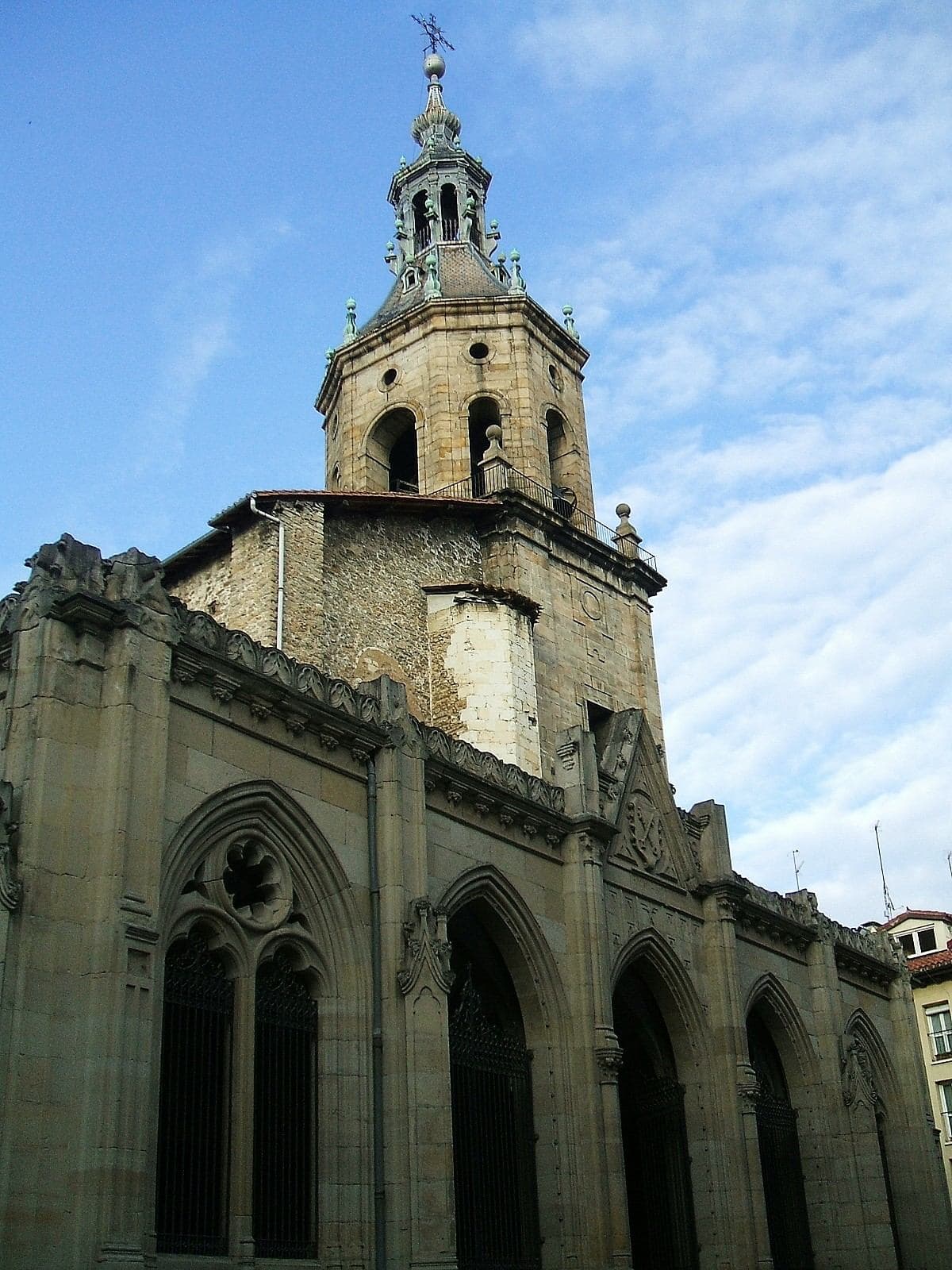 church of san pedro apóstol